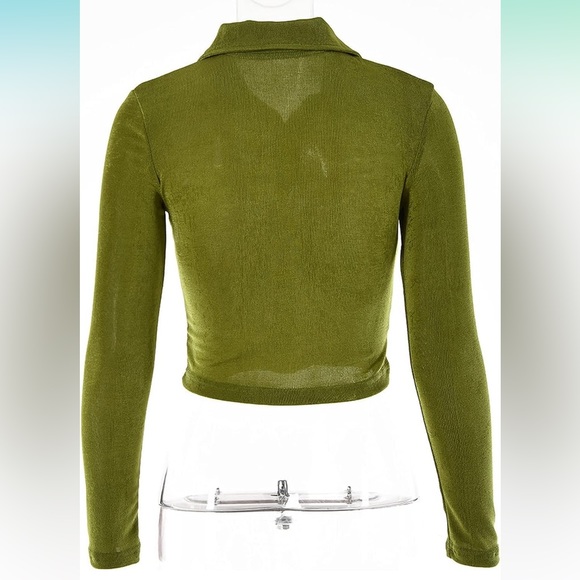 Green Ruched L/S Crop Top - Picture 4 of 4